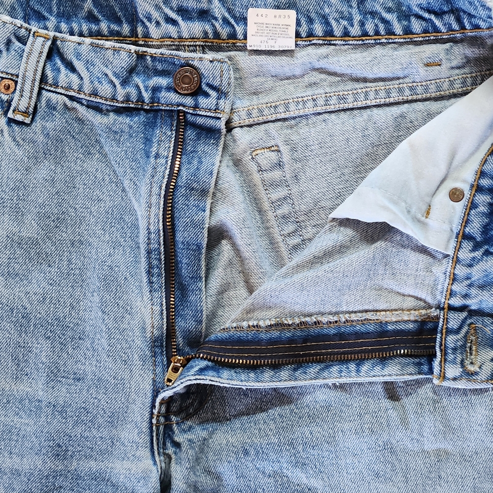 VTG 90s Levi's 560 RARE Made in Canada  Size 36x30 - Picture 8 of 16